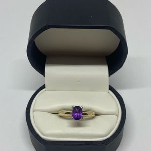 Solid 14kt Yellow Gold Ring With Gemstone